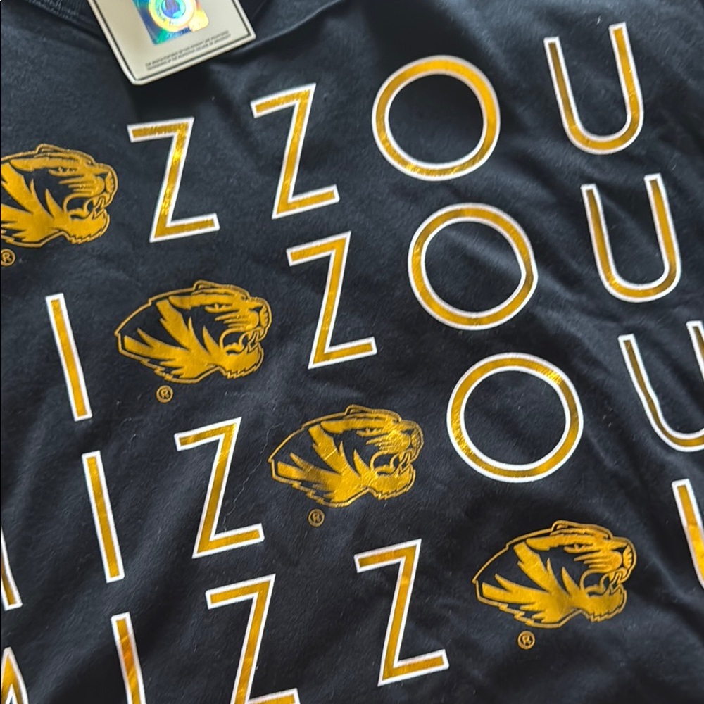 PINK Victoria's Secret Black and Gold Mizzou Tee - Picture 6 of 7